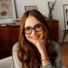 Larisa Yarovaya profile image