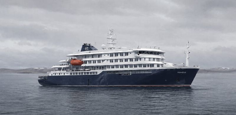 Britons face 45-day isolation after hantavirus cruise outbreak post image