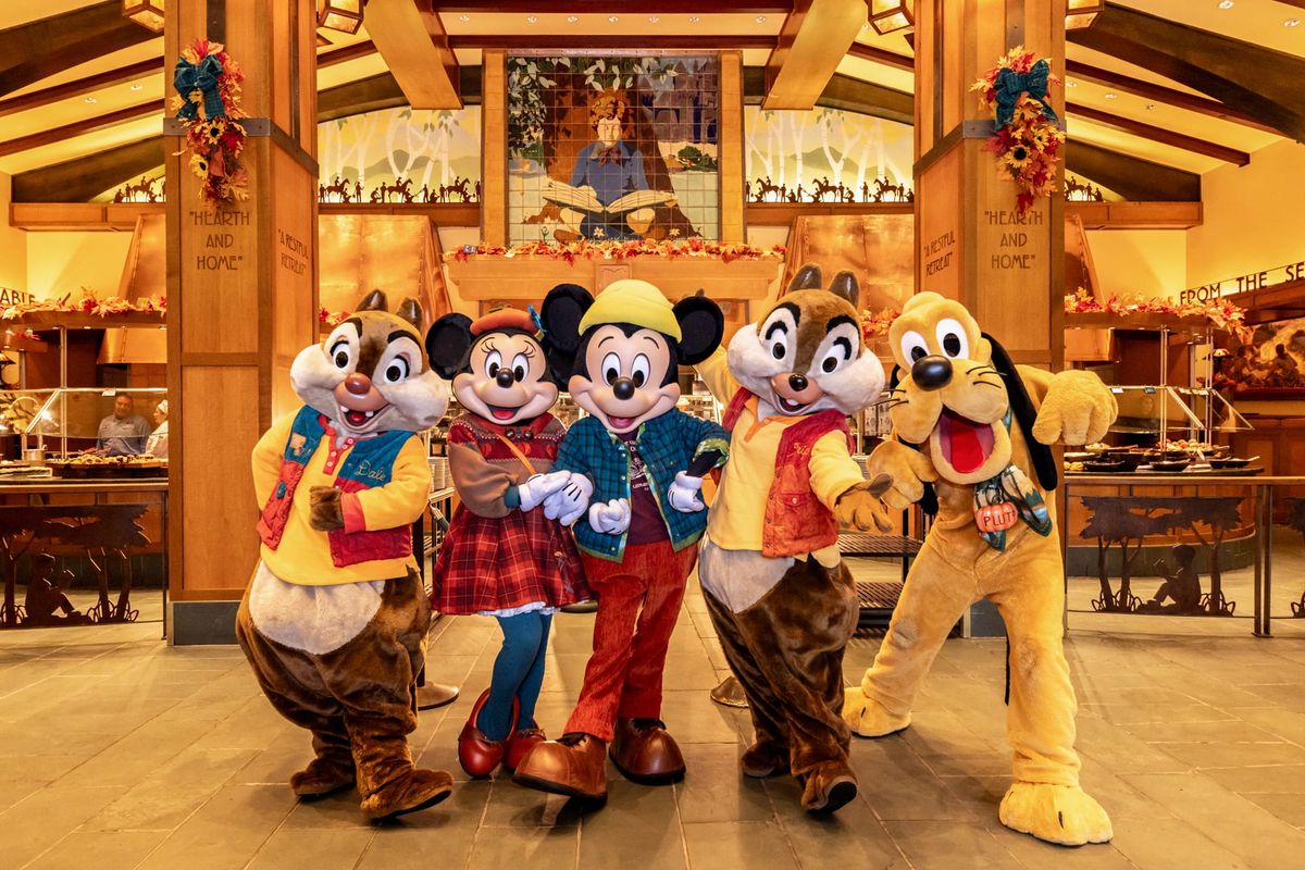 Check In for 2026 Halloween Time and Fall Fun at Disneyland Resort Hotels