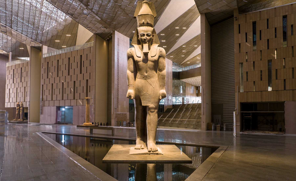 大埃及博物館