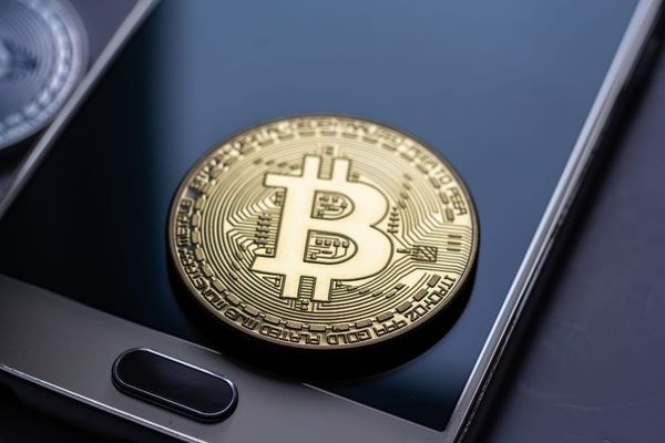 비트코인은 지금 투자할만한 대상인가? (사진 : FREEPIK)