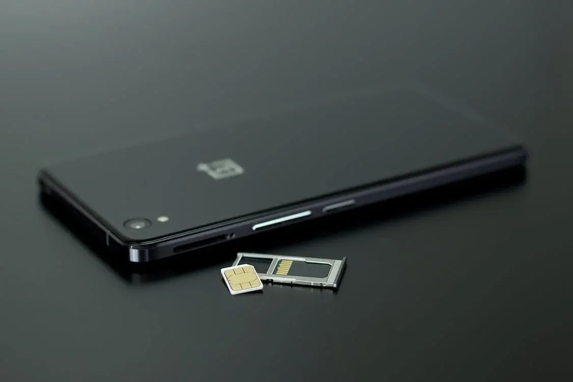 Cloudflare introduces eSim to safeguard mobile devices