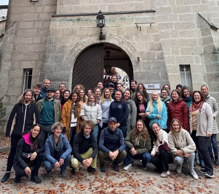 Oktober - Von der Stille direkt ins Stadion ⚽🌿