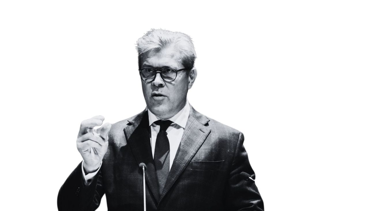 Veikleikamerki að ríkið sé of háð innlendum fjárfestum