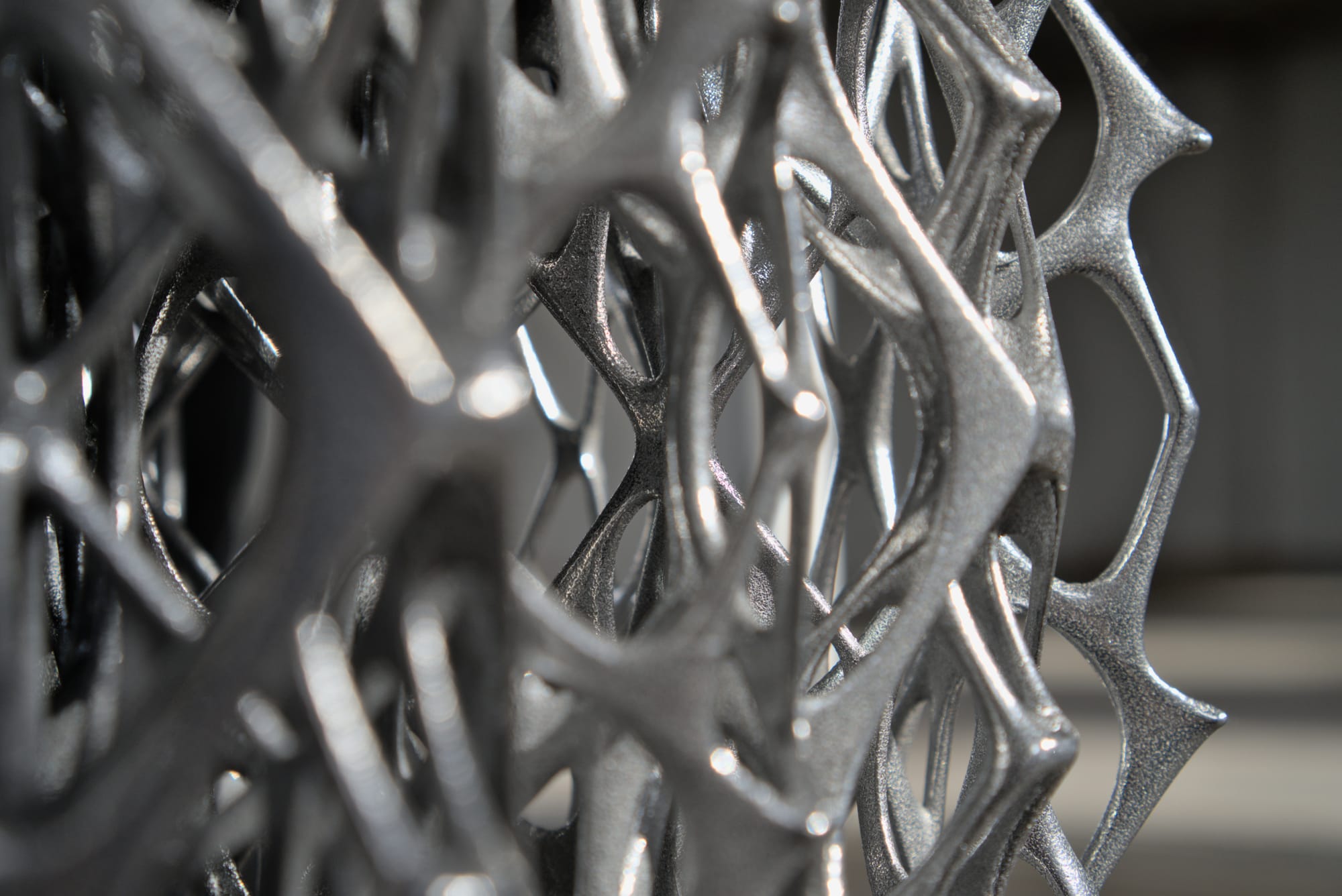 Peltchair by Lilian van Daal and Studio Synergy. Photography by Lilian van Daal and Studio Synergy. Innovative biomimicry inspired 3D printed aluminum structure.