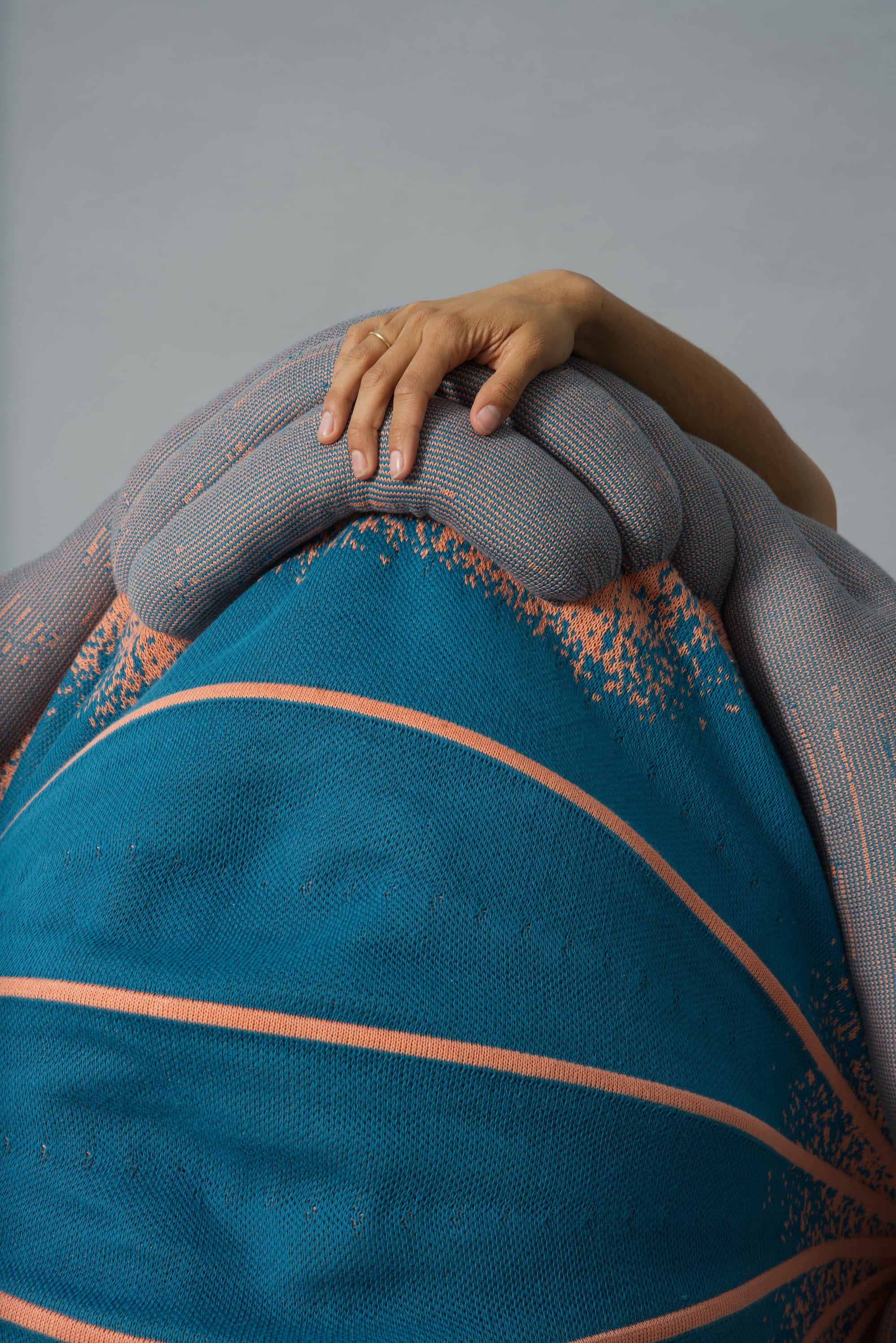 Noulis by Luna Haverkorn. Photography by Kasper Heden Andersen. Innovative and interactive textile furniture design.
