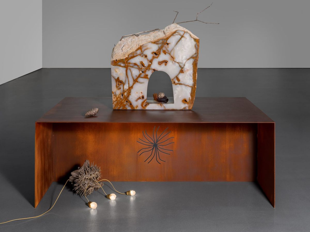 Los Angeles: Kelly Akashi