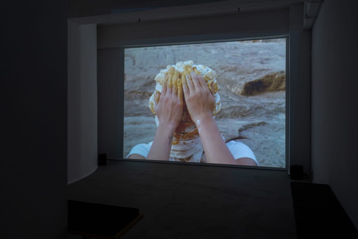 Up Close: stephanie mei huang’s “yellow porcelain” at DE SARTHE