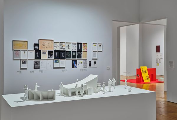 Ala Younis: how to “retrospective” an artist-curator-researcher-publisher?