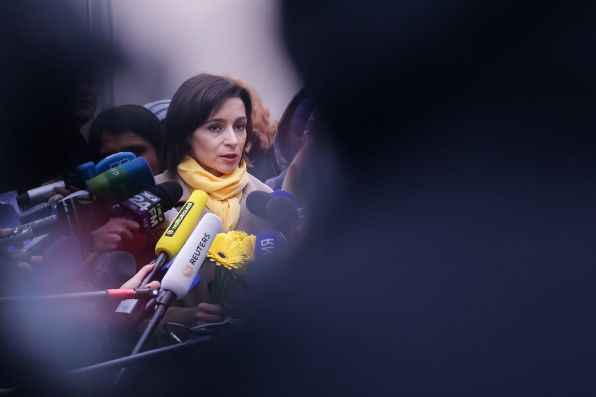 Rareș Bogdan și explicația pozei cu Rizea. Maia Sandu, președintele României. Și președintele Moldovei. Planul Kozak 3.0