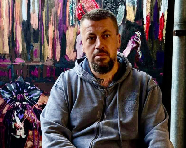 Opus nr. 689 - Articol în Adevǎrul: „Nu vreau să am stil”. Pictorul care a creat aproape 80 de lumi imposibile în zece luni: „Încerc un realism al imposibilului cotidian”