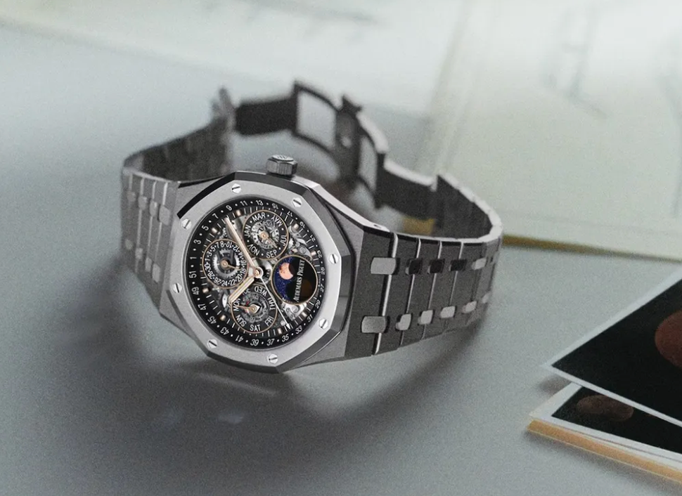 Audemars Piguet's 22-Watch Overload—Quantity Over Vision, One Stands Apart