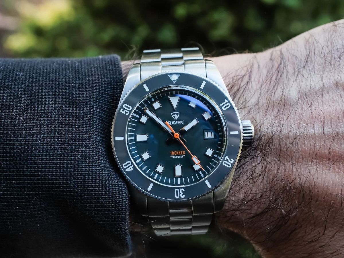 Microbrand Dive Watch Comparison: Raven Trekker vs Nodus Sector Deep