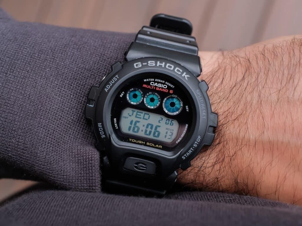 Casioak vs G‑Shock GW6900: Which Budget Digital Watch Performs Better?