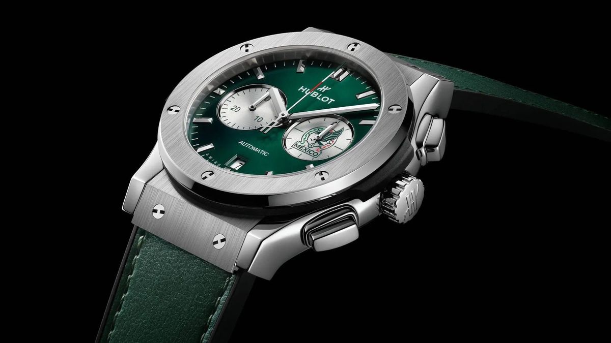 Hublot Classic Fusion Chronograph SNM Titanium: Celebrating Mexico's World Cup Victory Breaking a 40-Year Curse