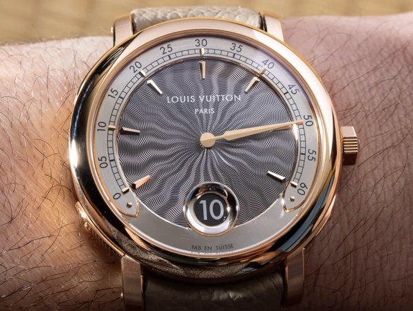 Louis Vuitton Escale Minute Repeater: A Jumping Hour Watch with Gerald Genta Sound