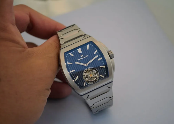 Bianchet B 1.618 UltraFino Titanium: The Independent Tourbillon Punching Above Its Weight