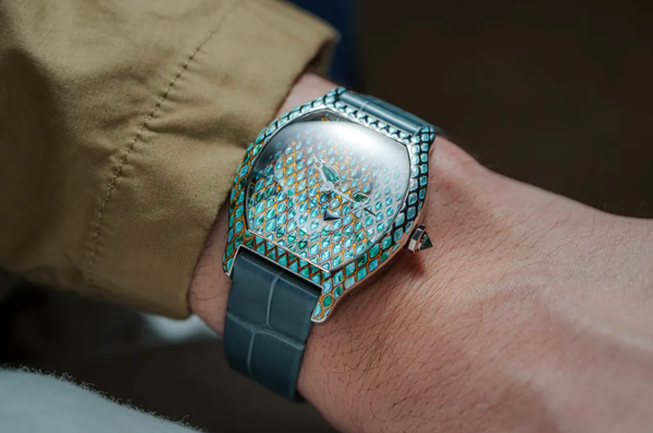 Cartier Panthere Métiers d’Art Tortue Enamel Watch Review