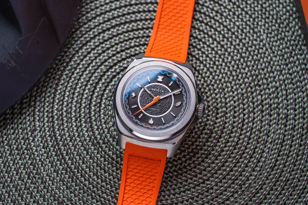 Bravur x Zwift Limited Edition Watch: Cycling Fun on Your Wrist