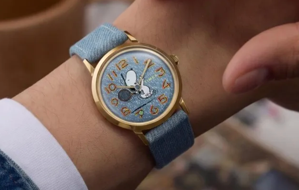 Timex Snoopy Tennis Watch: A Fun Reissue Capturing Watch Collecting Joy