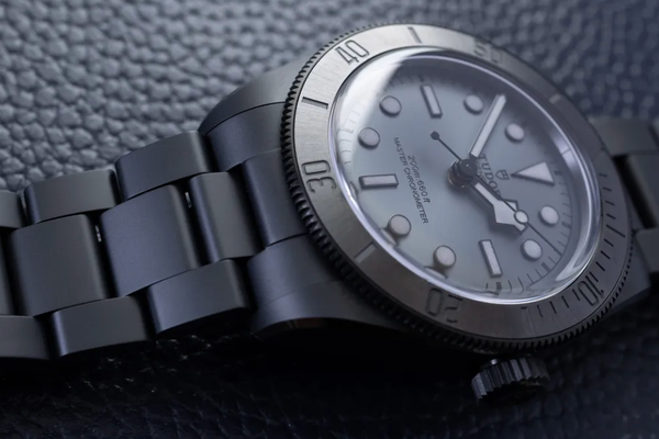 How Good Is the All‑Black Ceramic Tudor Black Bay with Matching Bracelet?