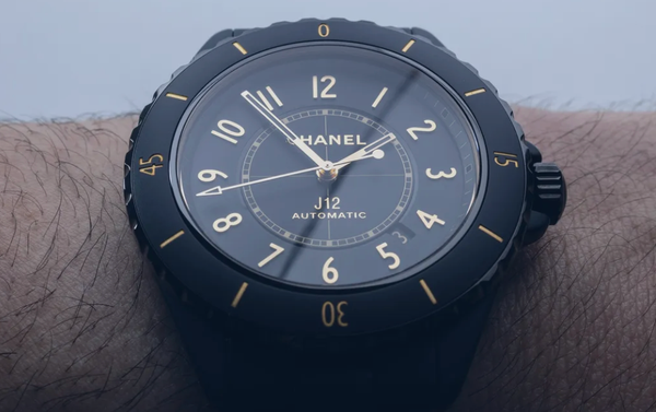 Hands-On Review of Chanel's High-End Men's J12 Golden Black Ceramic 42mm Watch