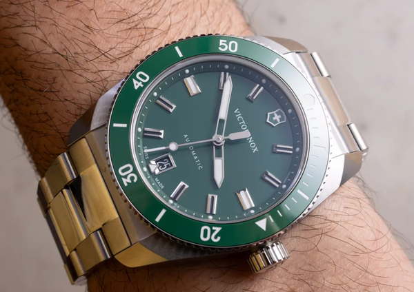 Victorinox Maverick Automatic 39mm: A Surprisingly Social Sports Watch