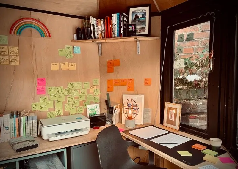 Pieces 06: Mini discoveries