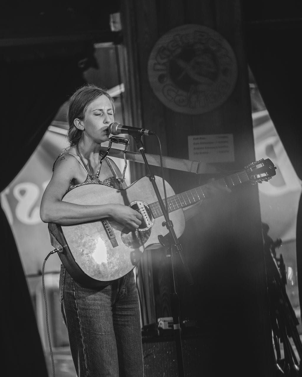 For Lily Dabbs, a Good Song Should Feel Like a Good Hang