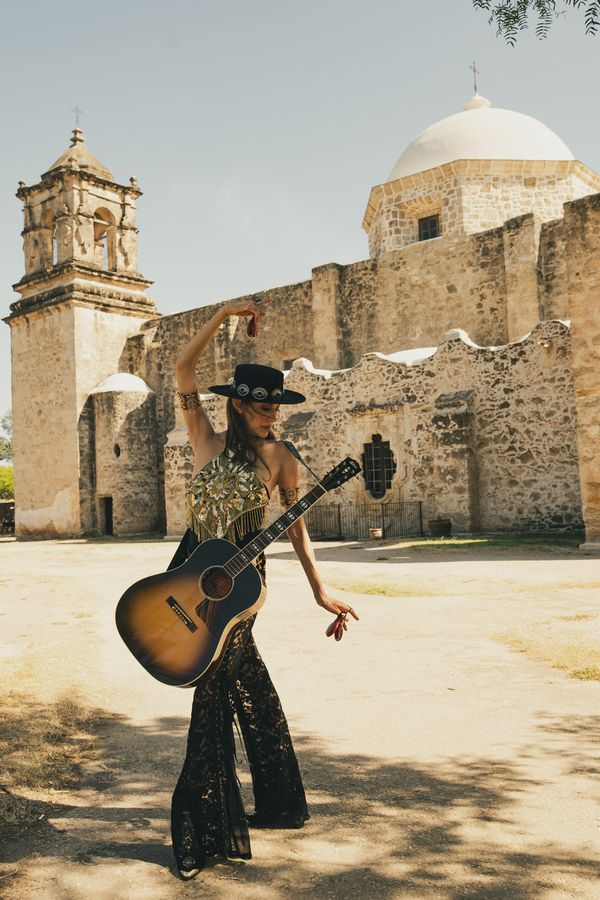 Patricia Vonne: Ten Albums, Two Languages and One Unmistakable Texas Sound
