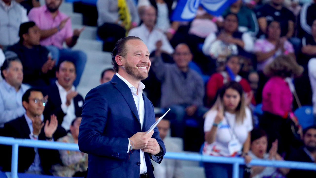 Santiago Taboada va por la CDMX