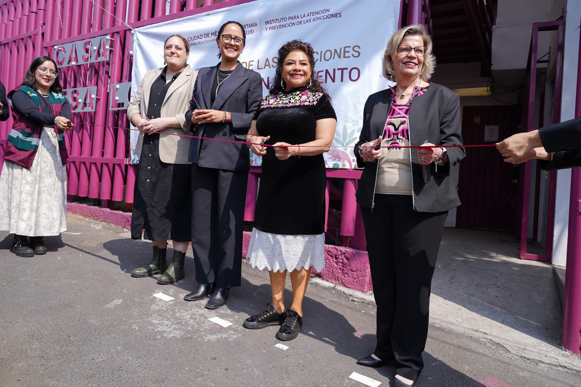 Inauguración entro de Cuidado de las Emociones Vida Plena Corazón Contento.