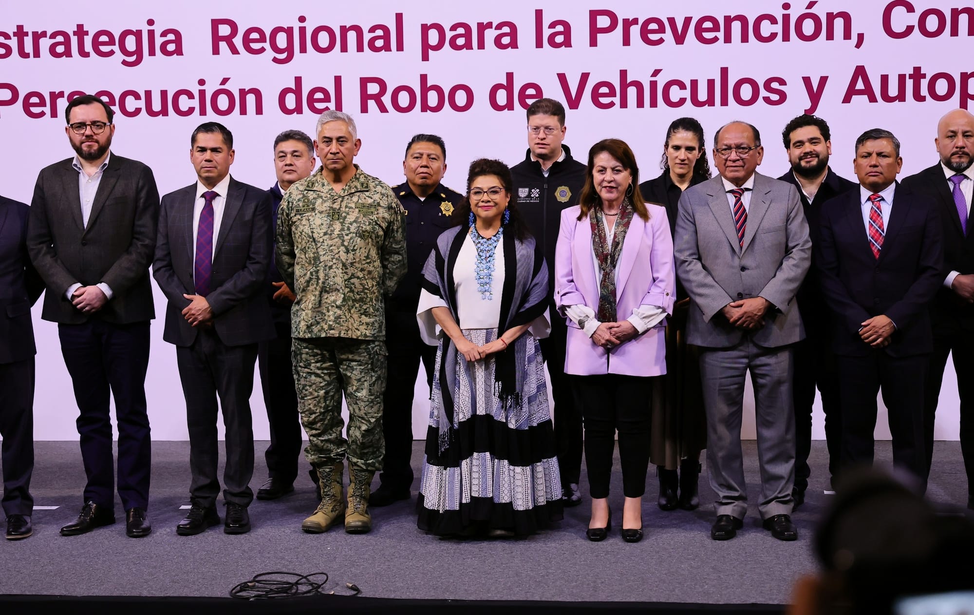Margarita González Saravia y Clara Brugada.