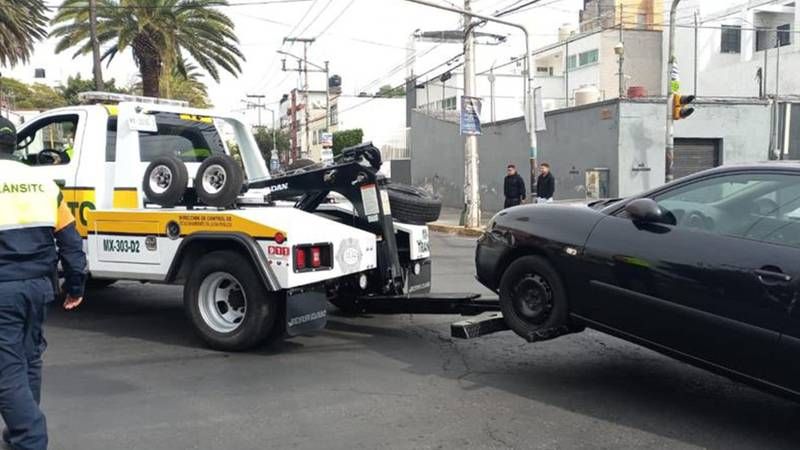 Aseguran auto involucrado en atentado contra Ciro Gómez Leyva
