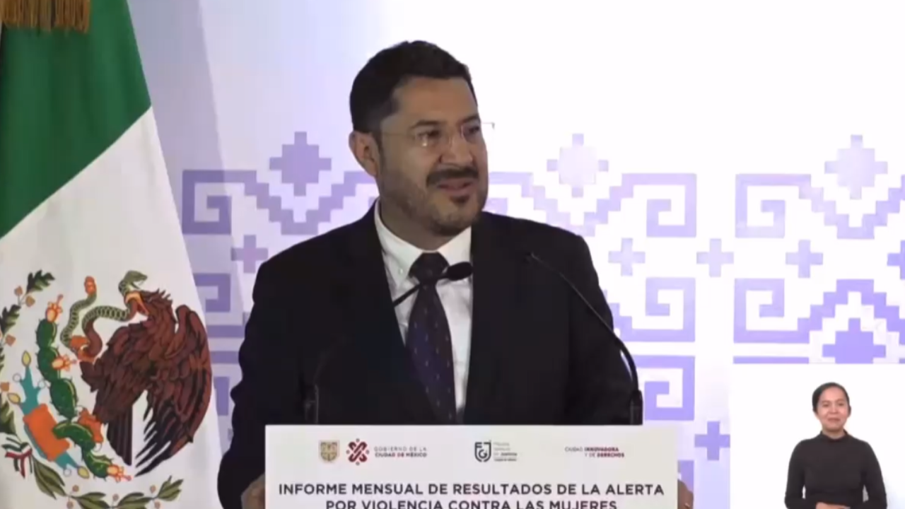 marti batres señala a uriel protegido jueces