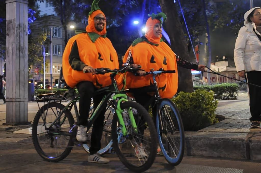 Paseo Nocturno de Día de Muertos 2024: fecha, hora y ruta