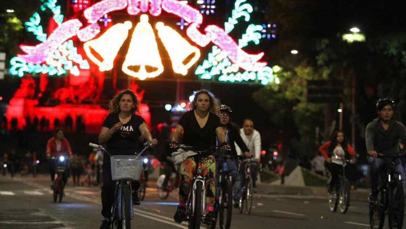 CDMX: Cuándo es el paseo nocturno navideño en bici