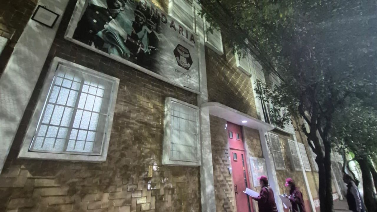 Colocan sellos de suspensión tras maltratos físicos en escuela militarizada en CDMX