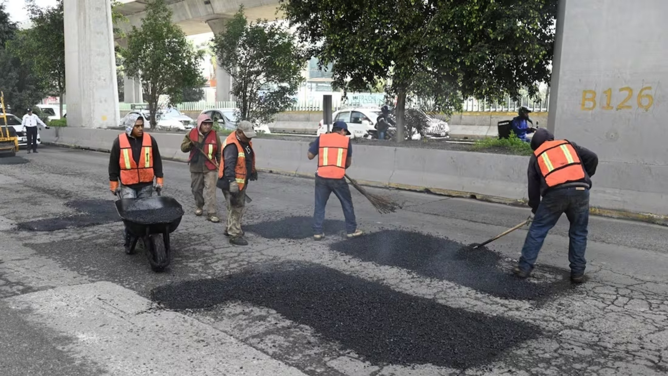 Anuncian programa para reparar baches en 48 horas en CDMX: así los reportas