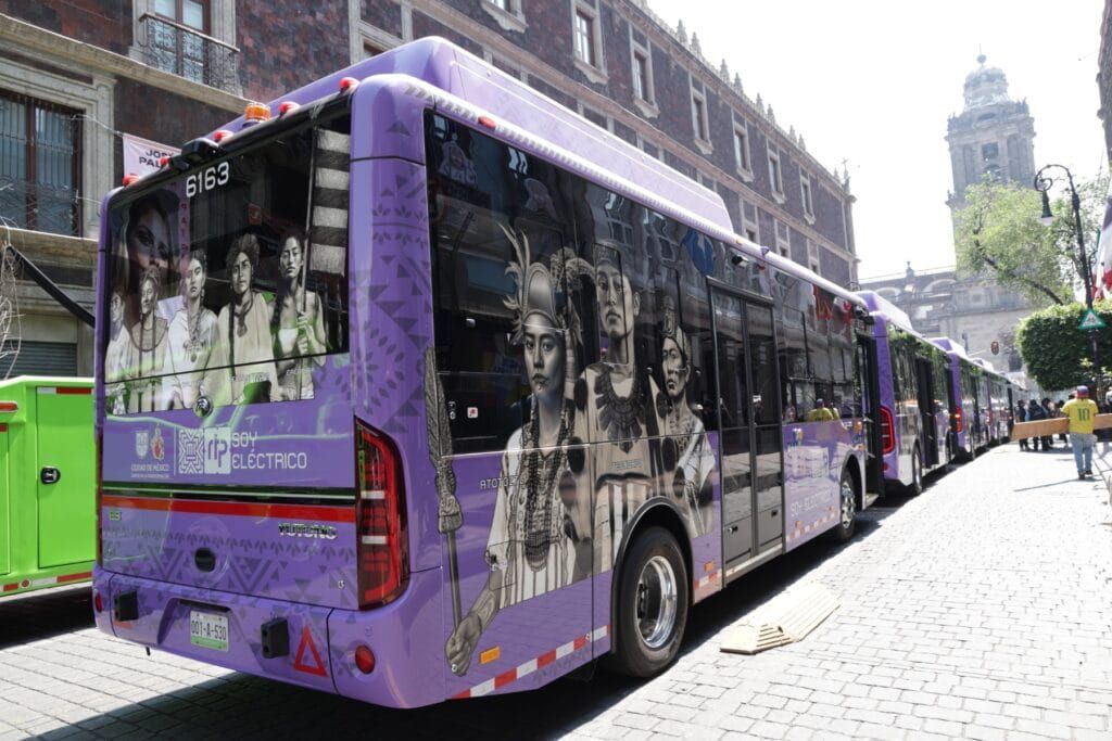 Llega el Centrobús a la CDMX, será operado por mujeres