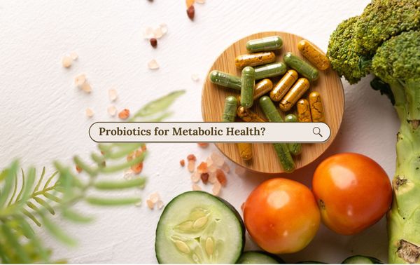 Cucumbers, tomatoes, broccoli and supplement capsules 