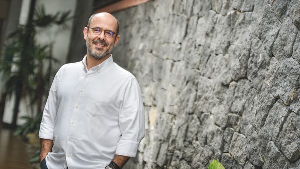 Mario Hernández revoluciona el fintech con Impesa