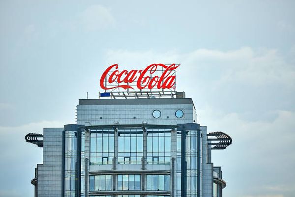 The Coca-Cola Company y ocho de sus socios embotelladores a nivel global crean un Fondo de Capital de Riesgo Centrado en la Sostenibilidad, en asociación con Greycroft