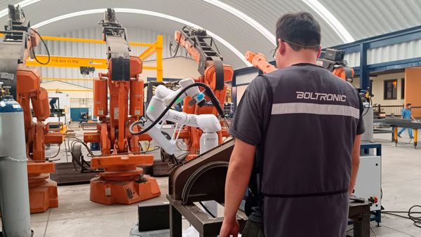 Boltronic: automatización industrial a la medida para elevar la productividad empresarial