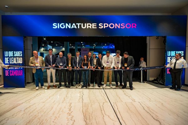 LOMA reúne en CDMX a miles de líderes de la industria para redefinir el futuro del loyalty