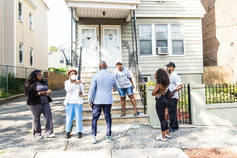 On Porch Stoops and Corner Stores, South Ward Neighbors Shape the Conversation in Newark
