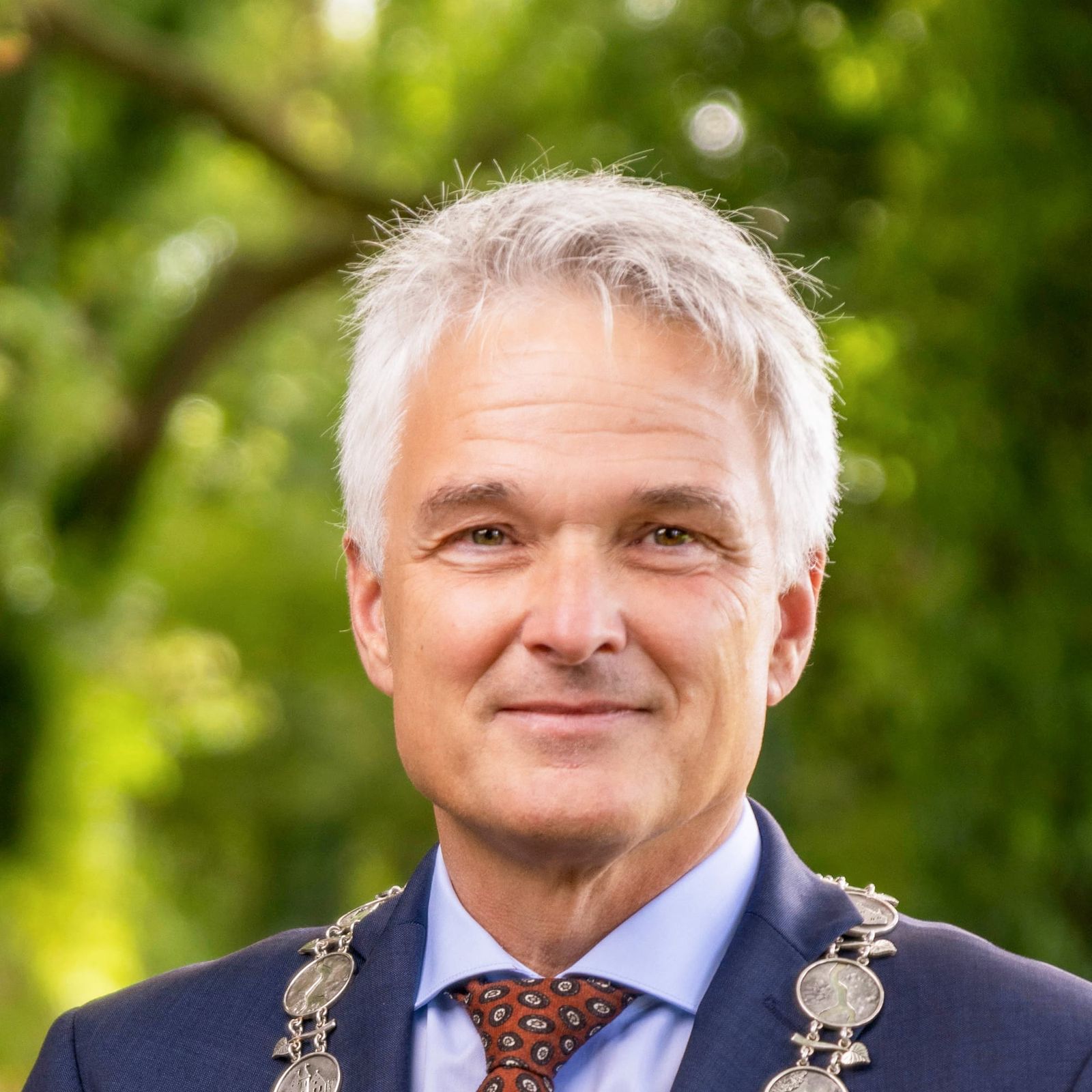 22 juni: Burgemeester Velema over overvol aanmeldcentrum Ter Apel