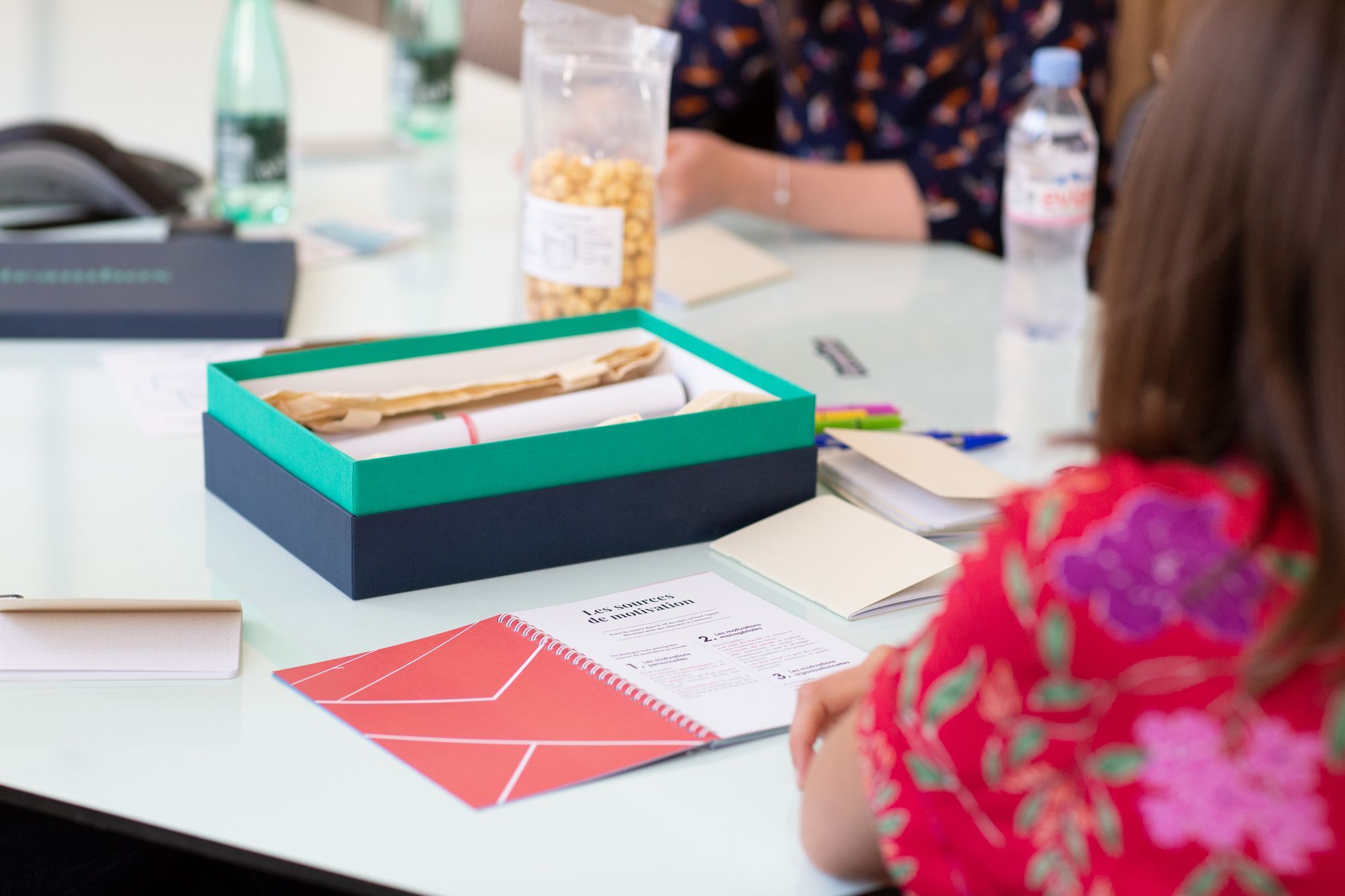 Découvrez la boîte qui vous aide à développer votre équipe