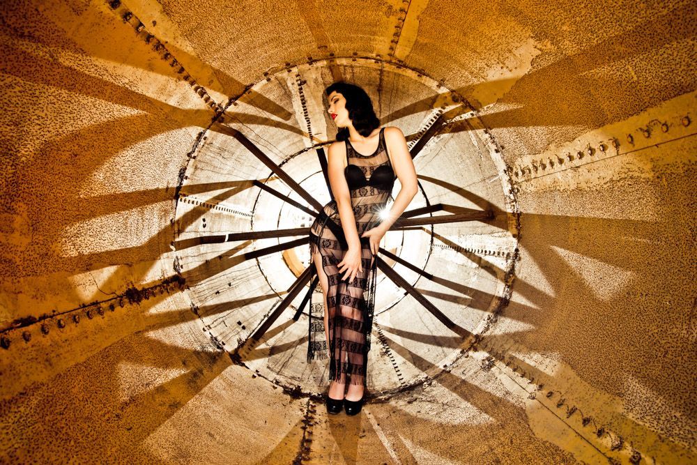 Premium Speedlite Photography