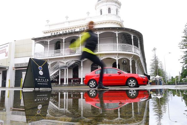 Online Beginners Photography Course | 505 pages | Focus 10